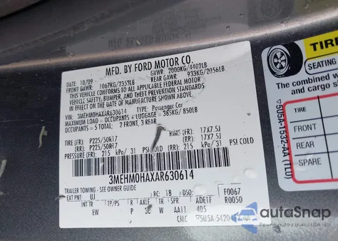 2010 Mercury Milan z USA, uszkodzony, nr VIN 3MEHM0HAXAR630614